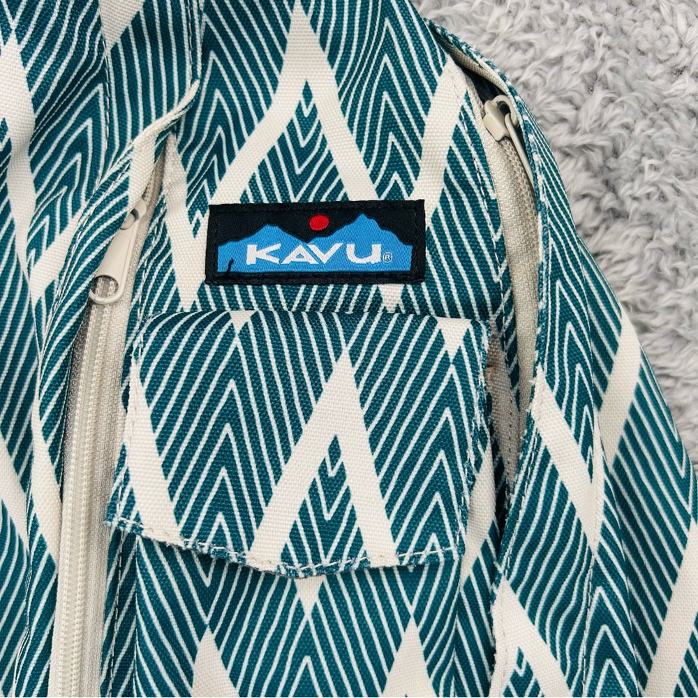 Kavu Chevron Rope Sling Bag Blue and Cream Organization Storage Pockets - Picture 8 of 15